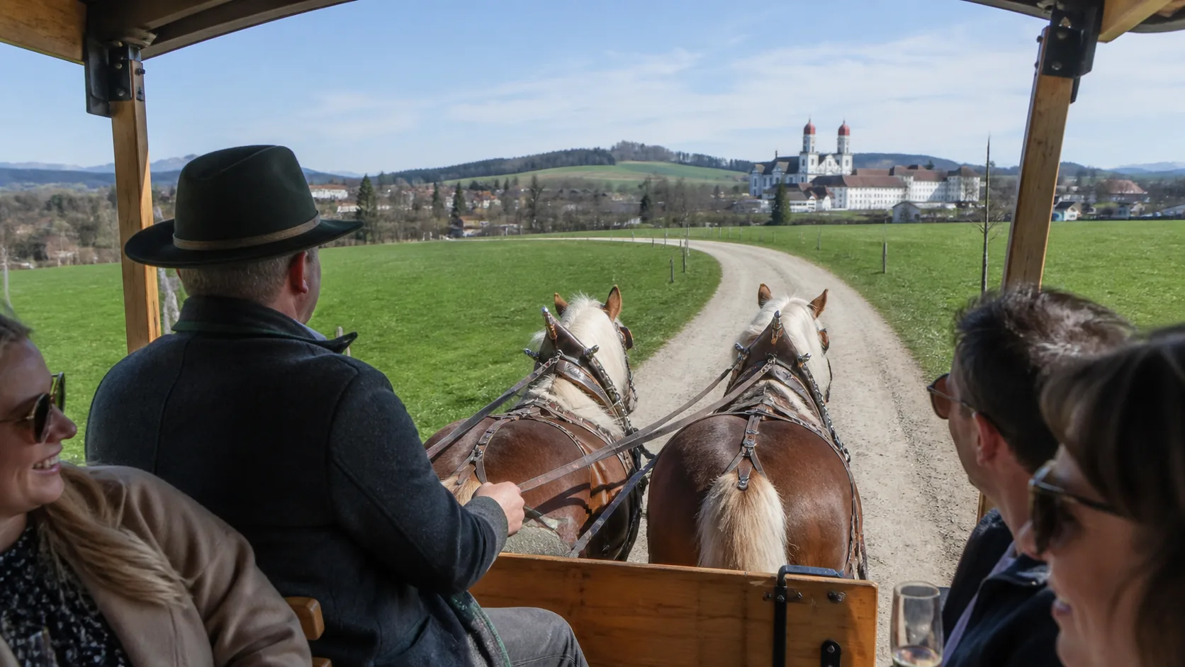 Kutschfahrten: KUTSCHEN FAHRTEN (10).png